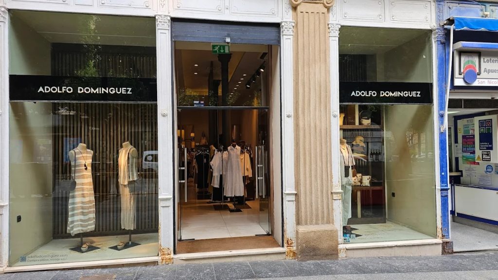 entrada adolfo dominguez