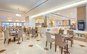 comedor hotel barcelo cabo de gata